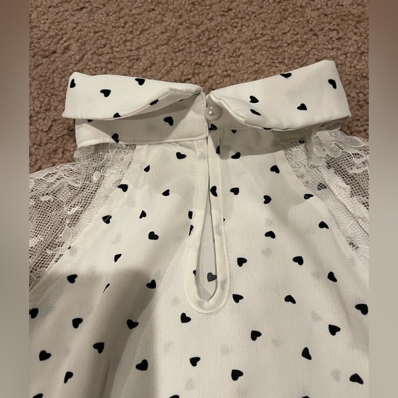 Women's Junior SHEIN black heart print collar top with mesh sholuder sleeves - Picture 10 of 11